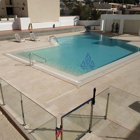 Apartamento Con Terraza Privada En Playa De Las Americas Arona  Exterior photo