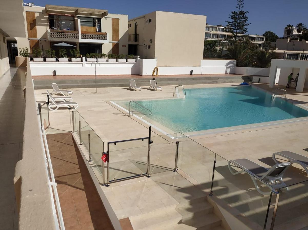 Apartamento Con Terraza Privada En Playa De Las Americas Arona  Exterior photo
