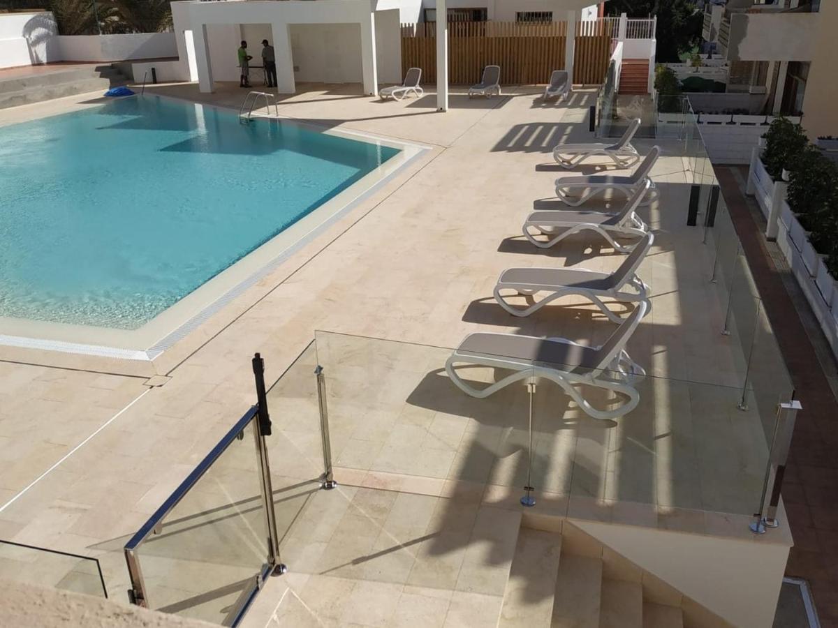 Apartamento Con Terraza Privada En Playa De Las Americas Arona  Exterior photo