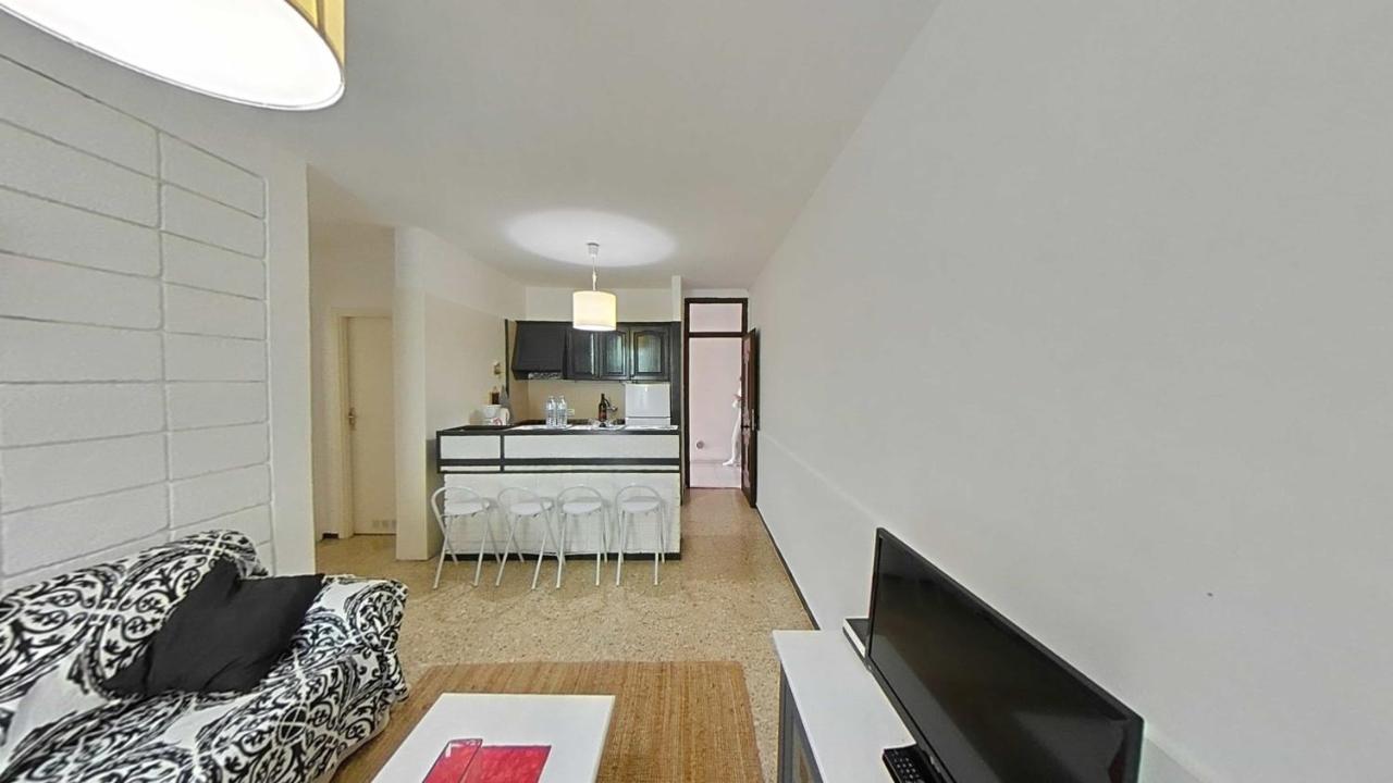 Apartamento Con Terraza Privada En Playa De Las Americas Arona  Exterior photo
