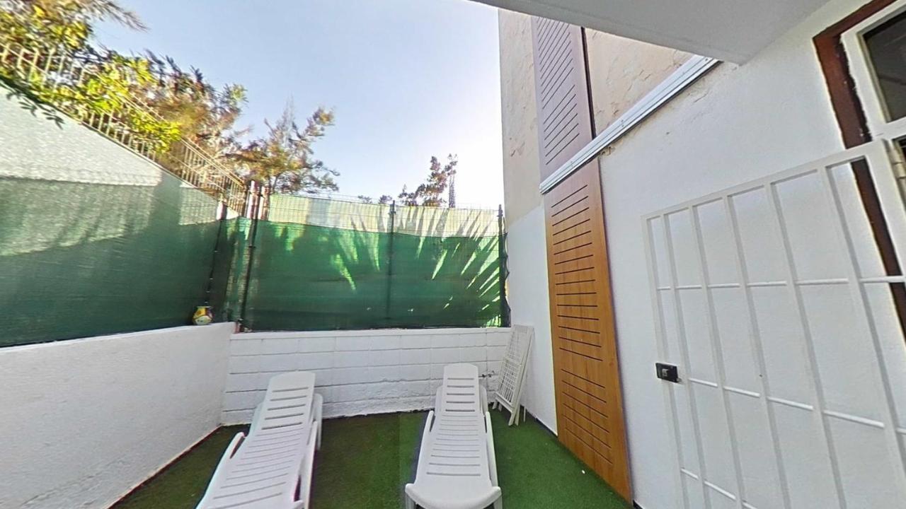 Apartamento Con Terraza Privada En Playa De Las Americas Arona  Exterior photo