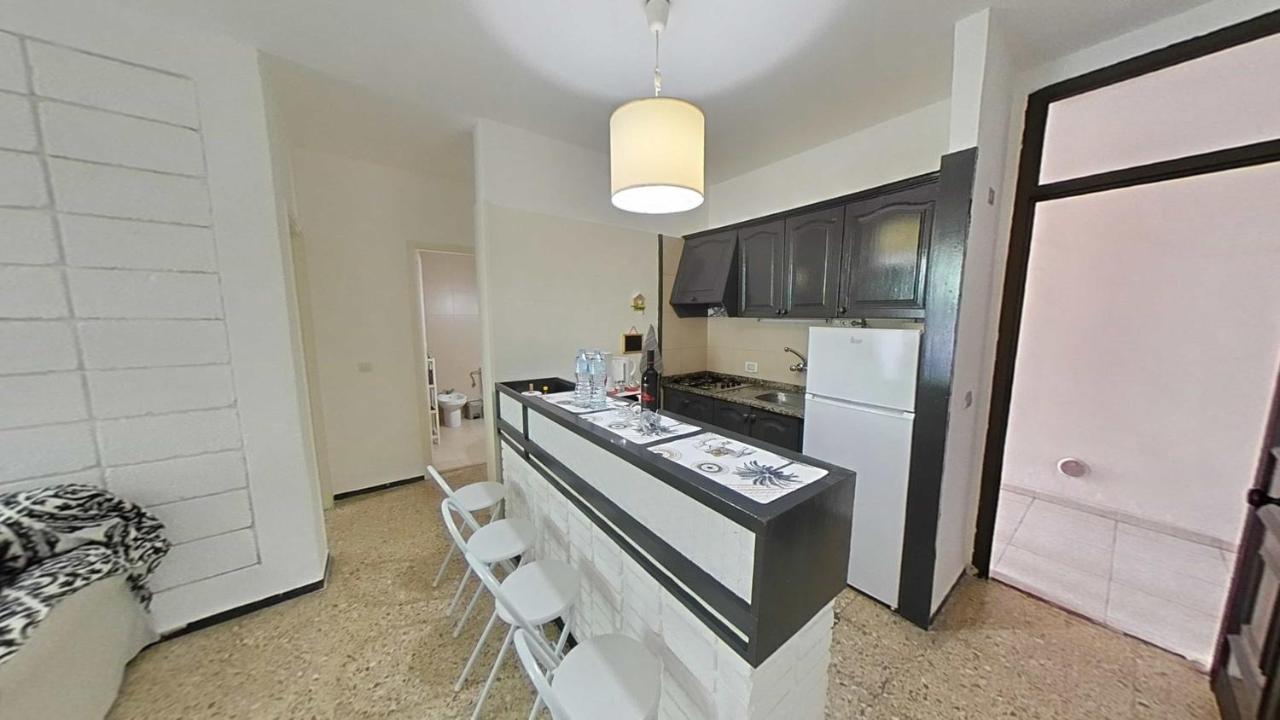 Apartamento Con Terraza Privada En Playa De Las Americas Arona  Exterior photo